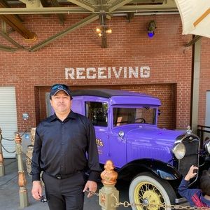 Meet your Posher, Luis